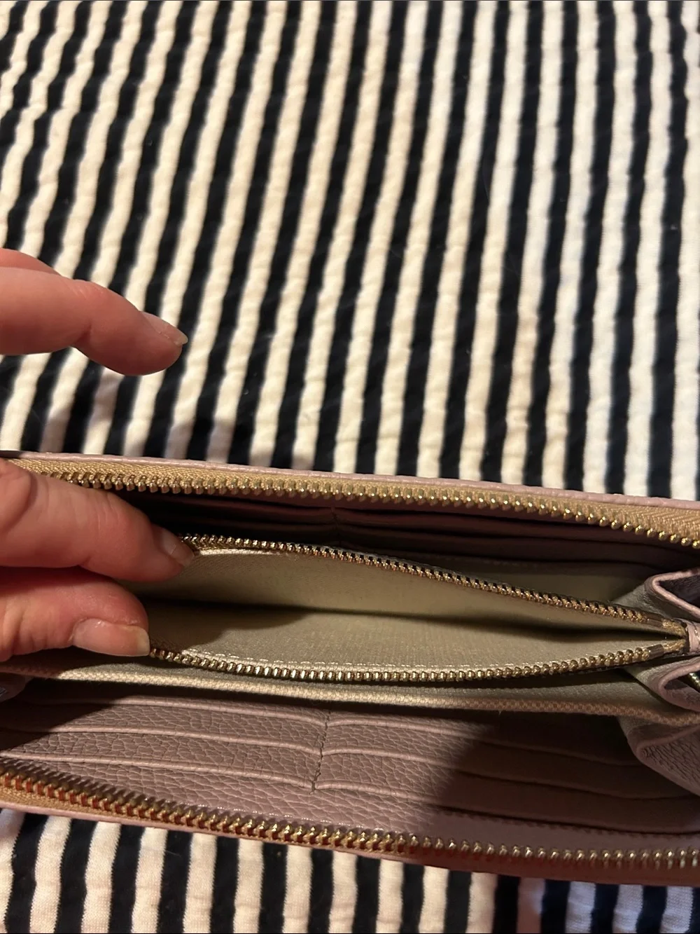 Dooney & Bourke Dusty Rose Pebbled Leather Zip Wallet